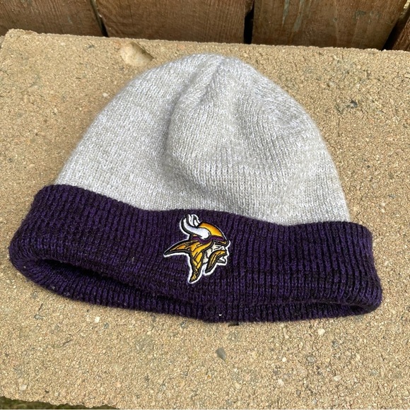 NFL Other - NFL VIKINGS Gray Purple Beanie Logo Unisex
